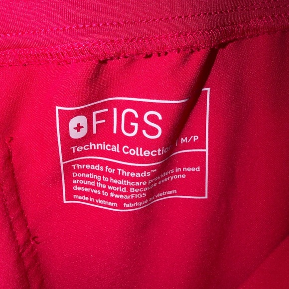 *PRICE OBO* FIGS Women's Ultra Rose Zamora™ - Medium Petite Jogger Scrub Pants - Picture 7 of 8